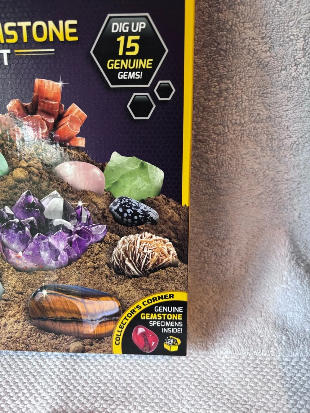 Brand new National Geographic Mega Gemstone Dig Kit